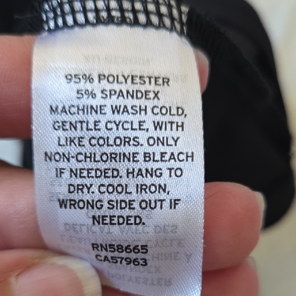 NWT Halogen Sleeveless Black Mockneck Blouse - Picture 4 of 4